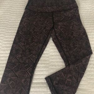 Lululemon luxtreme hi rise Wunder Under crops